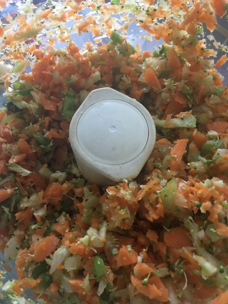 Blend broccoli, beans, carrot and celery together for a very short time until you have a roughly chopped mixture, not a fine paste.